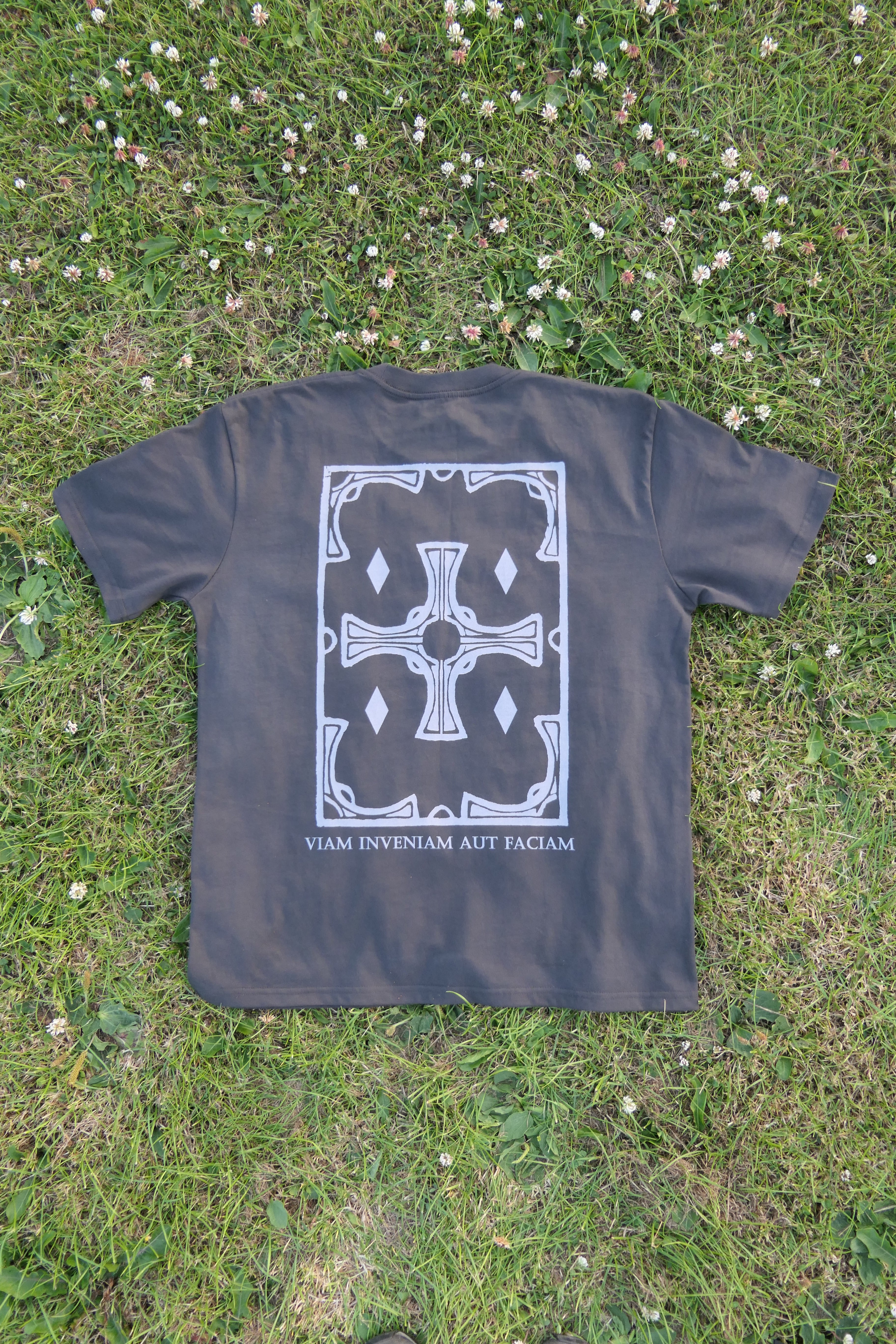 Cassa Cross T-Shirt